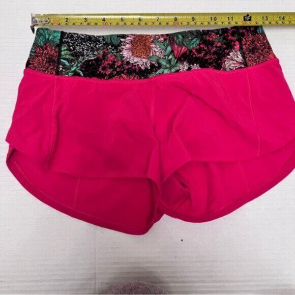 Lululemon Speed Up Short *2.5" Fuchsia Pink / Zen Garden Multi - Picture 6 of 9